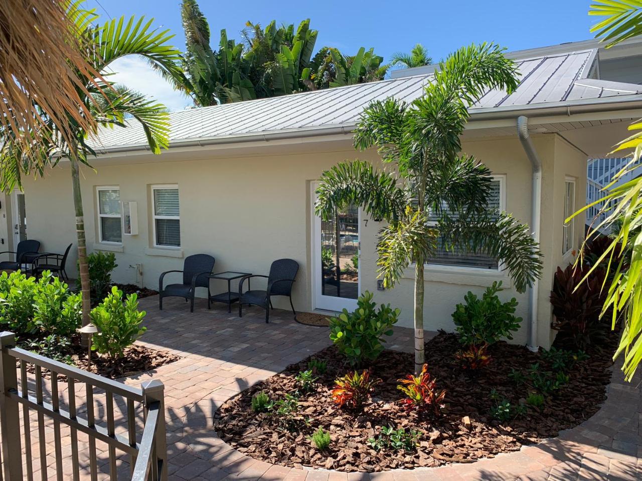 Twin Palms At Siesta Hotel Siesta Key Exterior photo