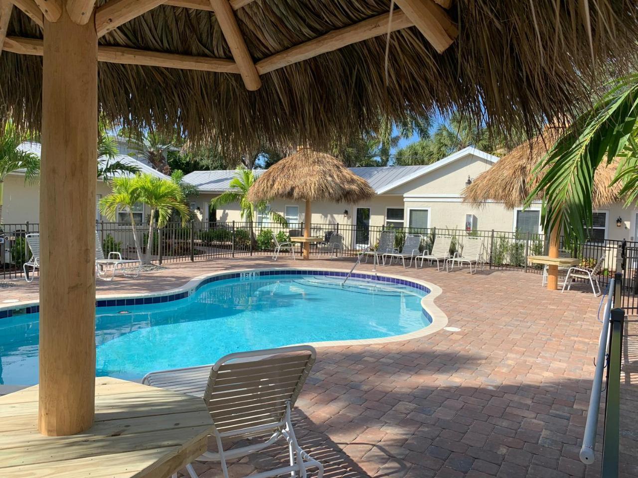 Twin Palms At Siesta Hotel Siesta Key Exterior photo