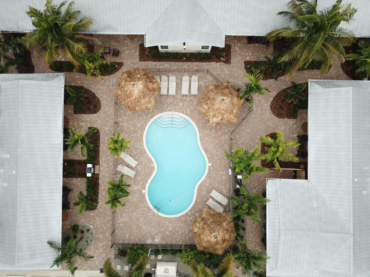 Twin Palms At Siesta Hotel Siesta Key Exterior photo